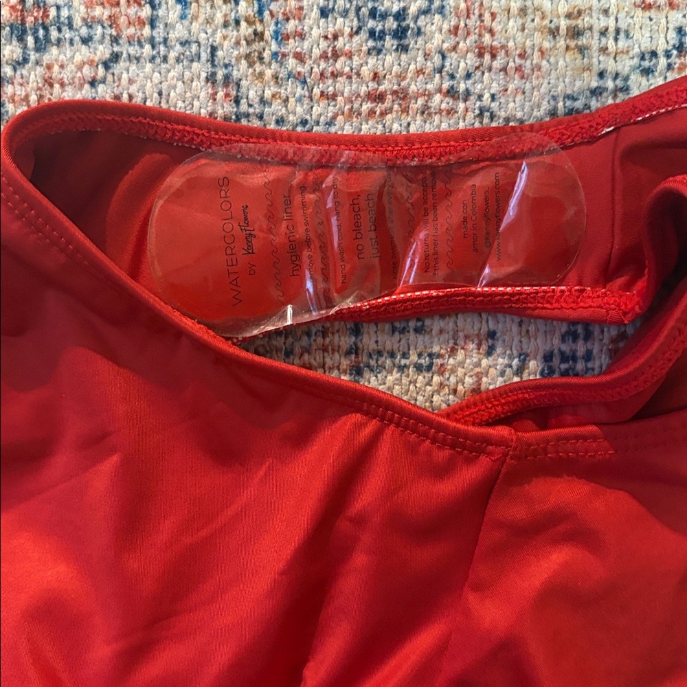 Watercolors by Kenny Flowers The Cali Underwire One Piece Swimsuit SZ S NWOT - Picture 5 of 6